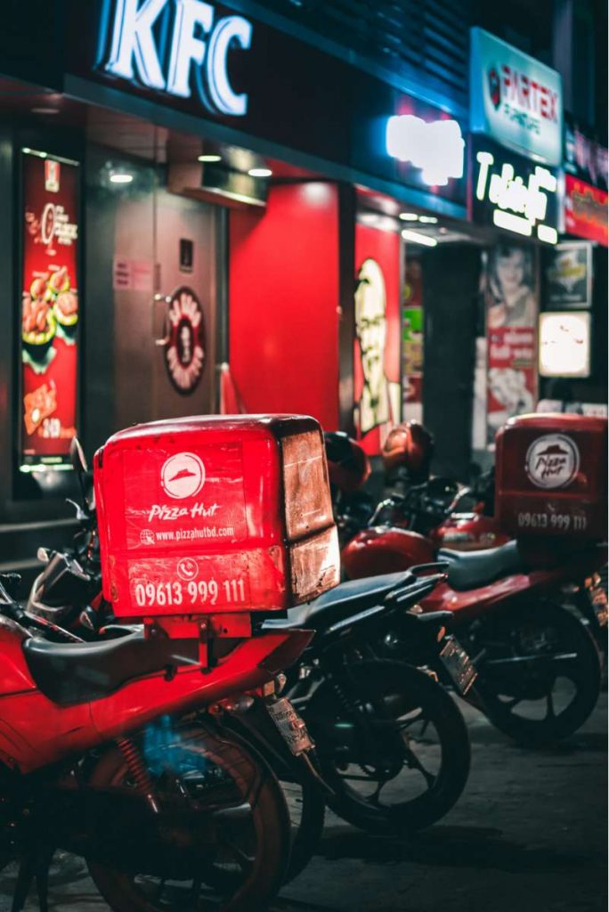 Mejorar servicio delivery Mejorar el servicio delivery de los restaurantes