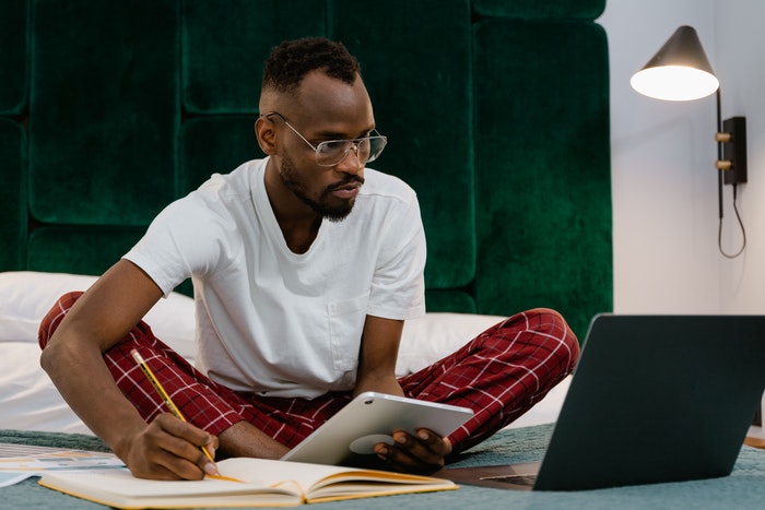 Arma tu estrategia SEO, Paso 5: Analiza a tu competencia
