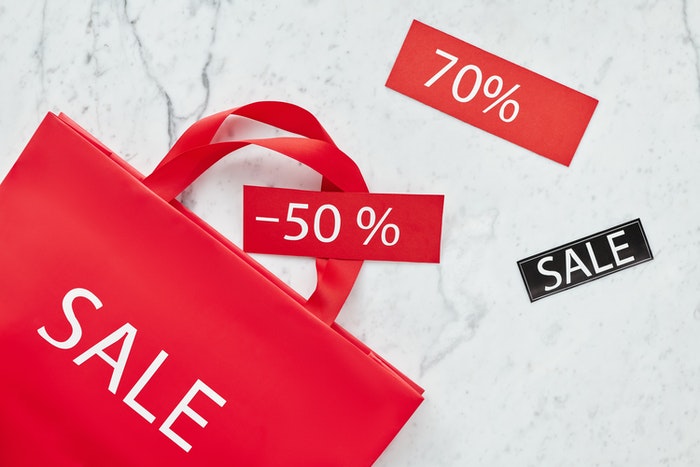Ventas con descuento 5 Tips para aumentar tus ventas en temporada baja, Tip 2: Da descuentos especiales