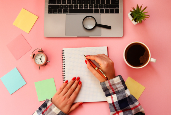 ¿Cómo puede la Herramienta Reescribir Textos ayudarte en la redacción de contenidos?